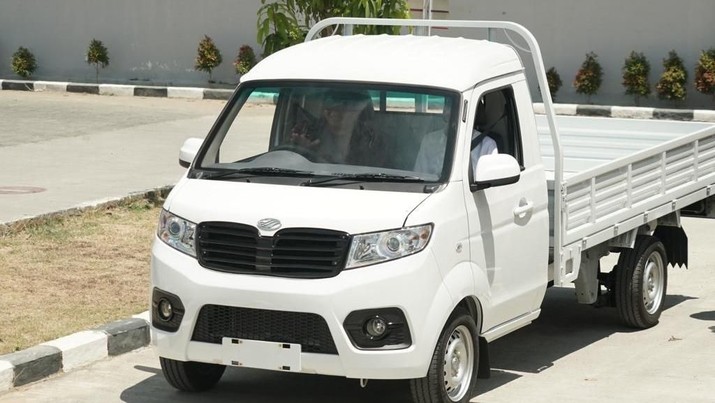 Benarkah Ada Kesamaan Esemka dengan Mobil China?