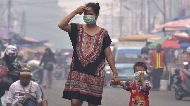 Tak Hanya ISPA, 5 Penyakit ini Mengintai di Balik Asap Kebakaran Hutan