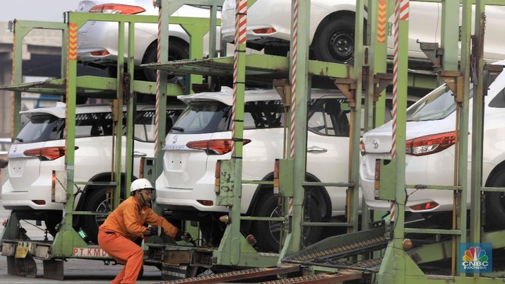 Penjualan Mobil Lesu, Pengusaha Akui Ada Masalah Daya Beli