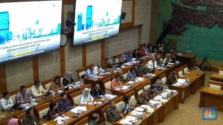 Duh! Bos OJK Sebut Kredit Bank Loyo, Kredit Macet Naik