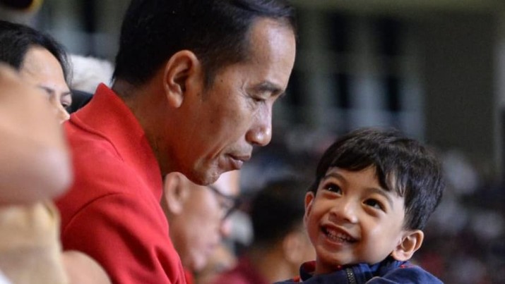 jokowi-lebih-disukai-rakyat-dari-sukarno-tapi-soeharto-no1