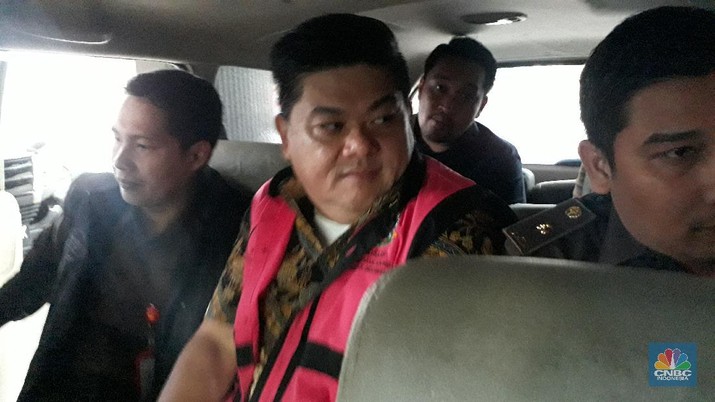 Heru Hidayat Dituntut Hukuman Mati & Ganti Rugi Rp 12 T