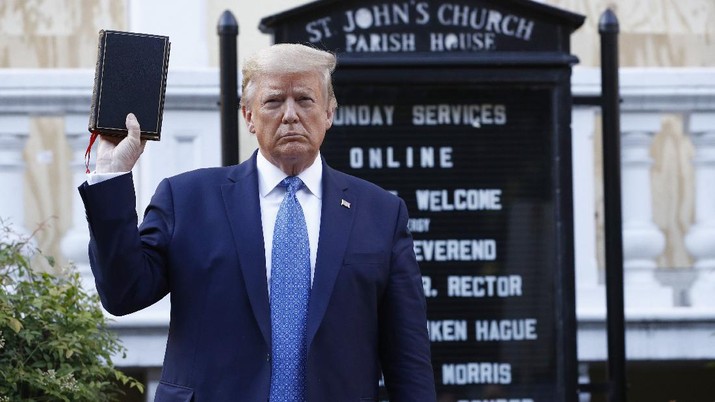 Fantastis! Trump Siapkan US$ 1 T untuk Proyek Infrastruktur