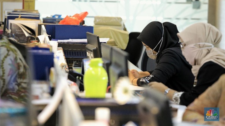 aturan-baru-kerja-lembur-ditambah--ada-yang-tak-dibayar