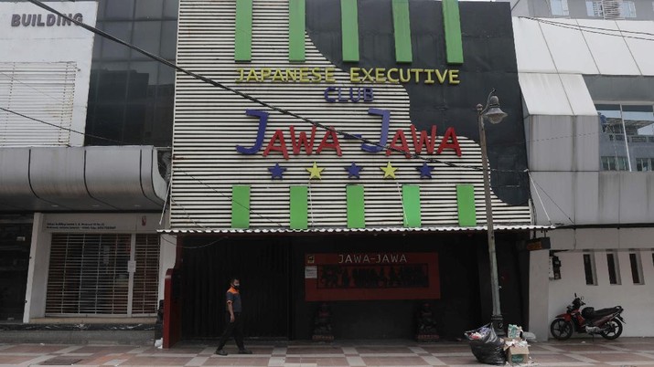 Pengusaha Hiburan Merapat ke Anies: Pijat-Karaoke DKI Dibuka?