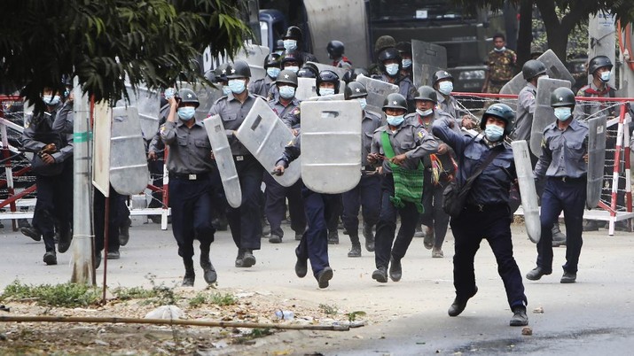 myanmar-makin-ngeri-junta-militer-ancam-pendemo-bisa-mati