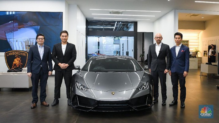 Ini Pria Pertama di Asia Beli Lamborghini Pakai Bitcoin