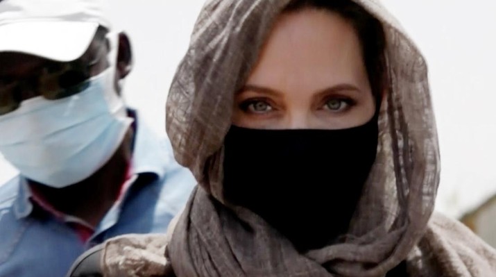 Angelina Jolie Unggah Surat dari Wanita Afghanistan