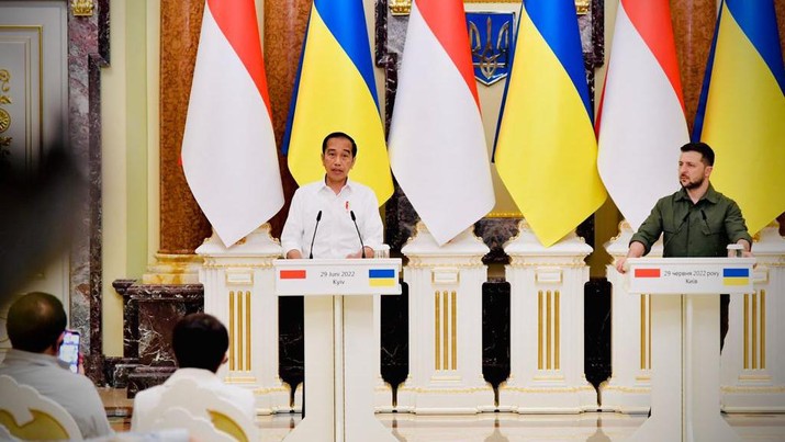 Ini Curhat Zelensky Bertemu Jokowi, Puji RI & Maki ke Rusia