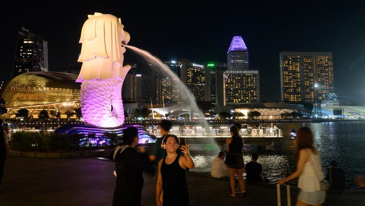 sah-singapura-cabut-aturan-wajib-masker-mulai-hari-ini