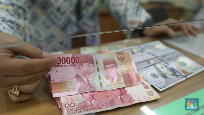 Breaking! Kabar Genting AS Bikin Rupiah Ambruk, Dolar Sentuh Rp15.385 