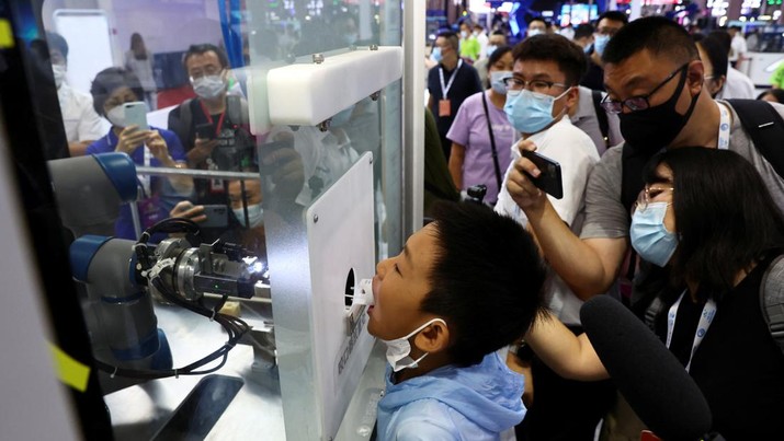 xi-jinping-pening-kasus-baru-covid-china-tembus-1000-lebih