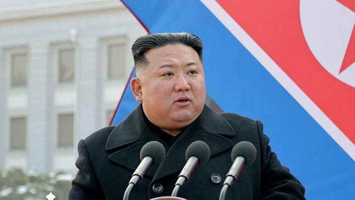 Kenapa Kim Jong Un Takut Tinjanya Dicuri-Bawa Toilet Pribadi?