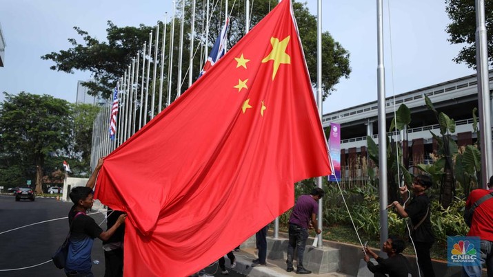 Dunia Pesimistis Ekonomi China Mampu Geser AS, Ini Alasannya