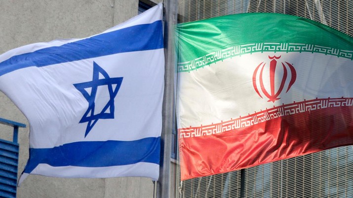 Breaking News: Israel Serang Iran