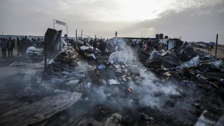 Israel Makin Brutal! Gaza Dibombardir, Rafah Dihujani Bom Udara & Tank