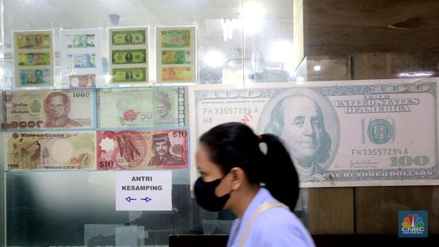 Rupiah Tersungkur di Awal Pekan, Dolar Tembus Rp 16.440 