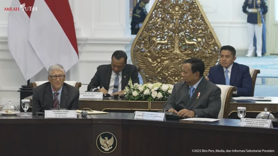 Prabowo Beri Bill Gates Penghargaan Bintang Tertinggi September 2025 