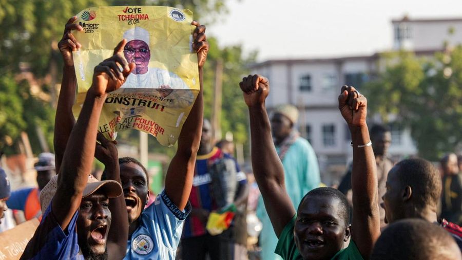 Negara Chaos! Kakek 92 Tahun Terpilih Jadi Presiden, Warga Ngamuk