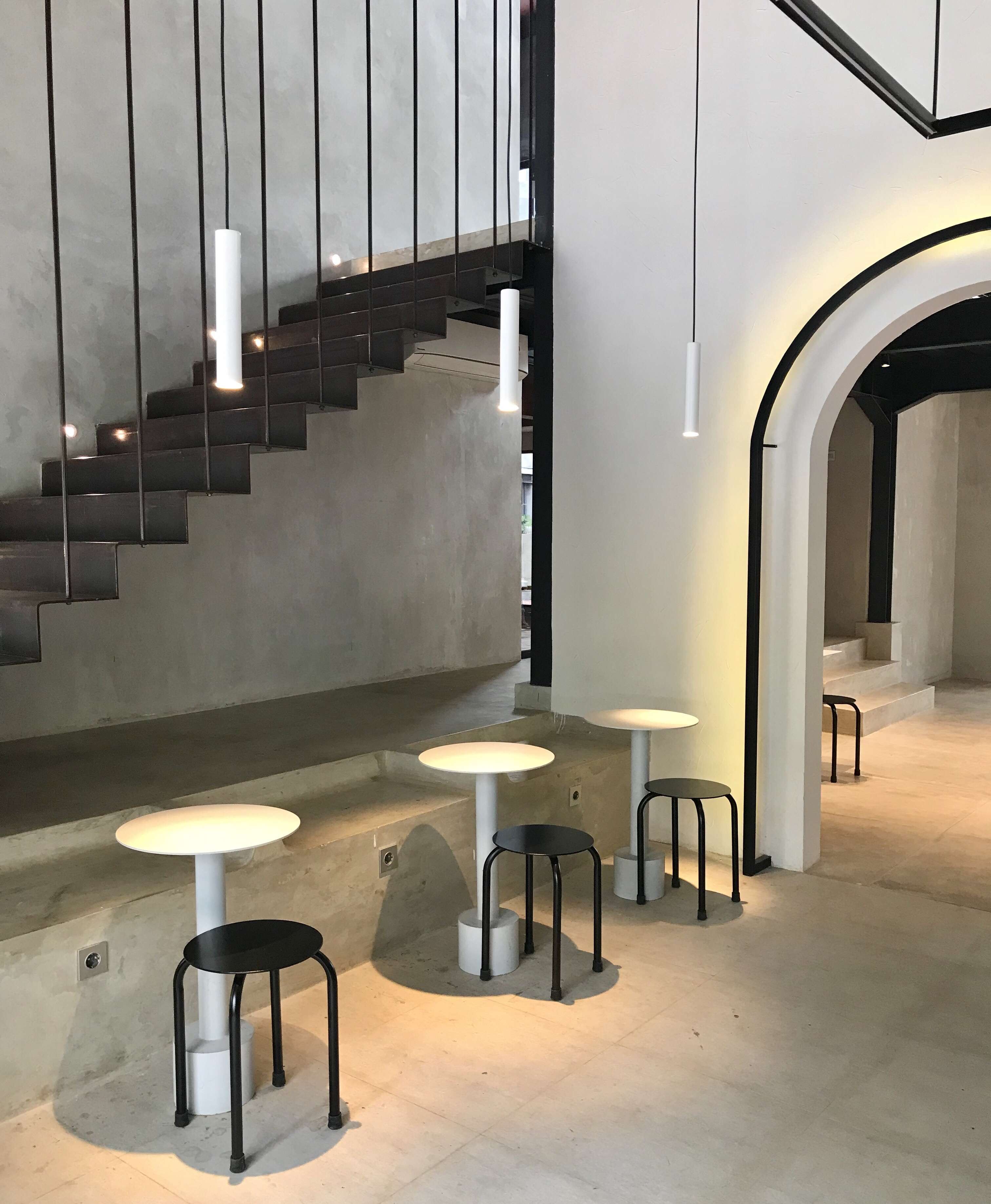 Kafe Minimalis di Jakarta yang Cocok Untuk Feed Instagram