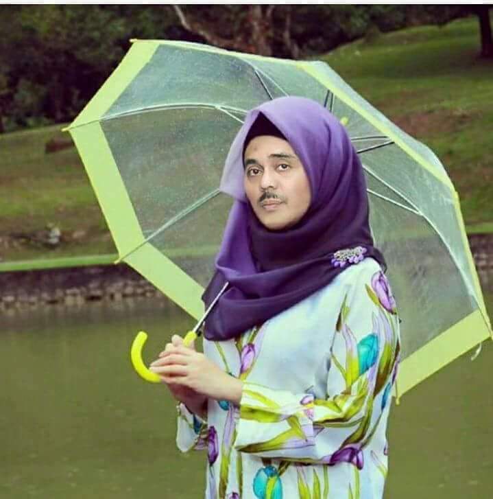 kisah-ahmad-sahroni-dari-ojek-payung-jadi-pengusaha-kaya-raya