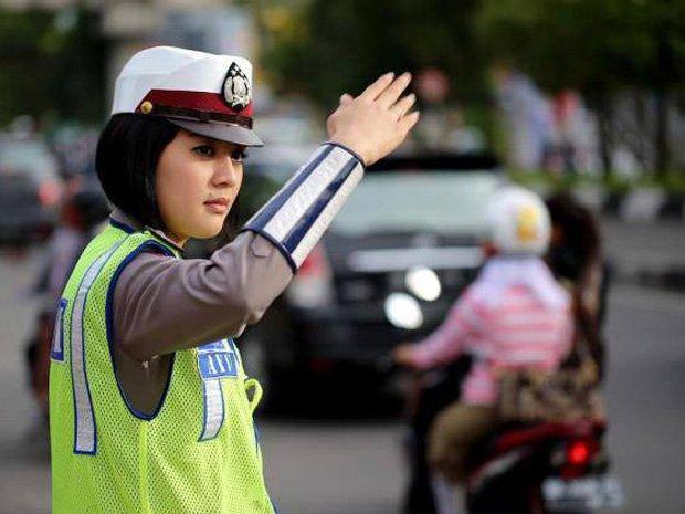 Teazia Polisi yg Illegal? Ini Ciri Razia Lalu Lintas Tak Resmi, Anda Berhak Laporkan