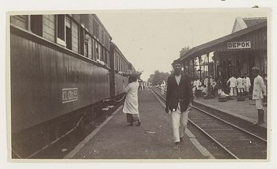 Foto-Foto Jadul Stasiun di Indonesia 