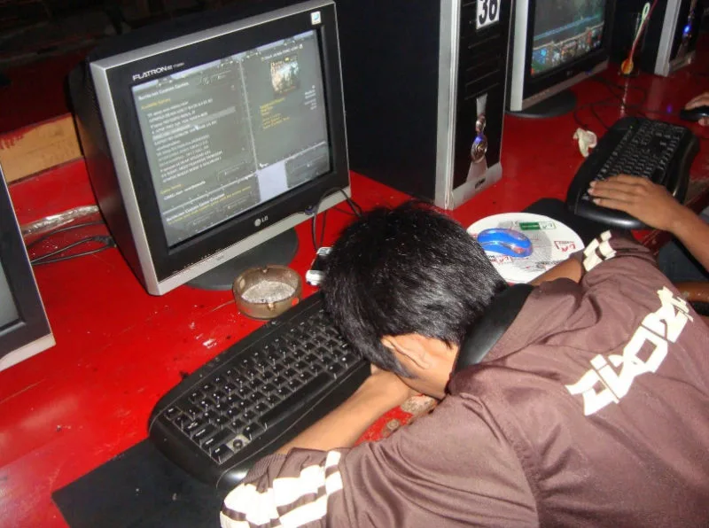 Masokisme Musiman di Indonesia