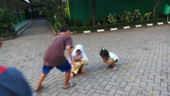 4 Permainan Jadul Yang Paling Populer Di Komplek Ane