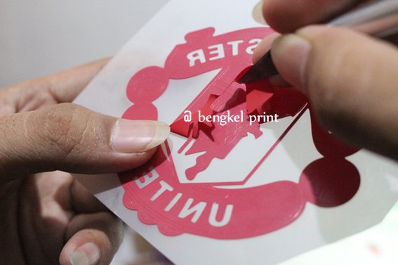 4 Produk Mesin Sablon Kaos Digital Terpopuler