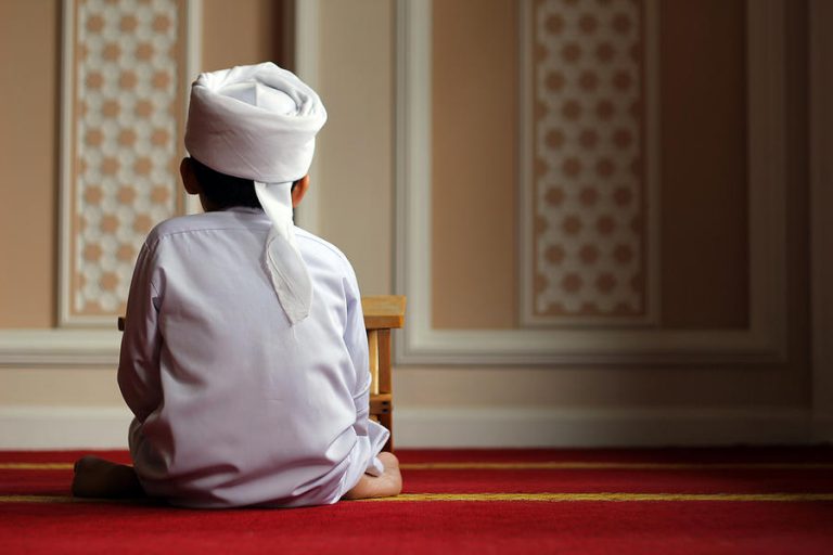 &#91;COC Ramadhan&#93; Tips Supaya Ibadah Sholat Lebih Khusyu
