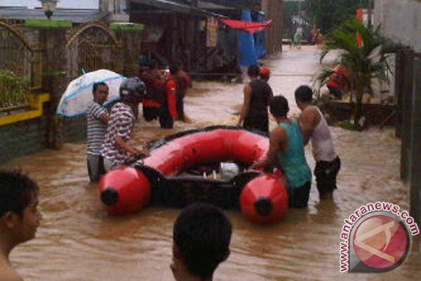 Hujan 5 Jam, Kota Banjarbaru Kalimantan Selatan Direndam Banjir
