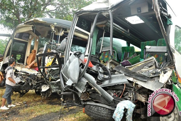 Mau Tau Keadaan di Dalam Bus Kalo Lagi Kecelakaan ? Masuk yuk #RealBro