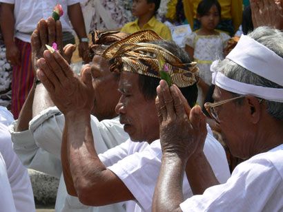 perkenalkan-saya-hindu-thread-terbuka