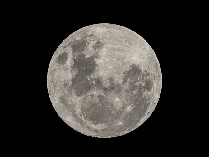 Kenapa Wajah Bulan Yang Menghadap Ke Bumi Selalu Terlihat Sama?