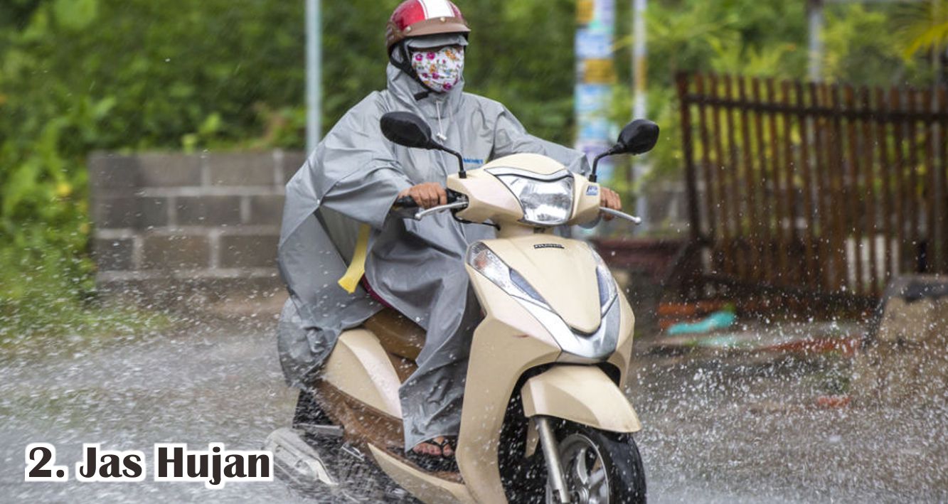  6 Barang Penting Yang Wajib Kamu Bawa Saat Hujan !