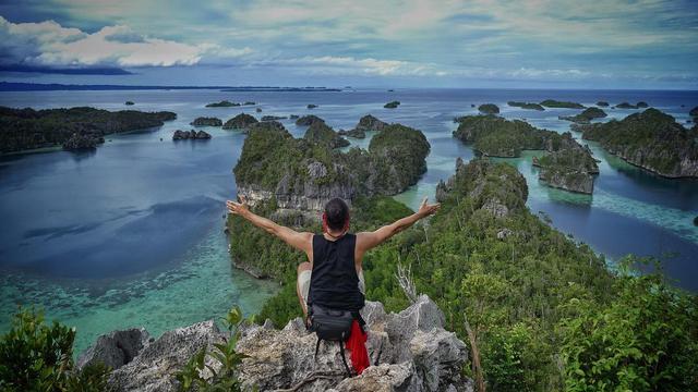 10 Surga Tersembunyi Di Indonesia, Yuk Berangkat!