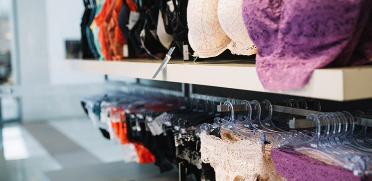 Banyak yang Salah, Begini 7 Cara Memuaskan Istri di Ranjang