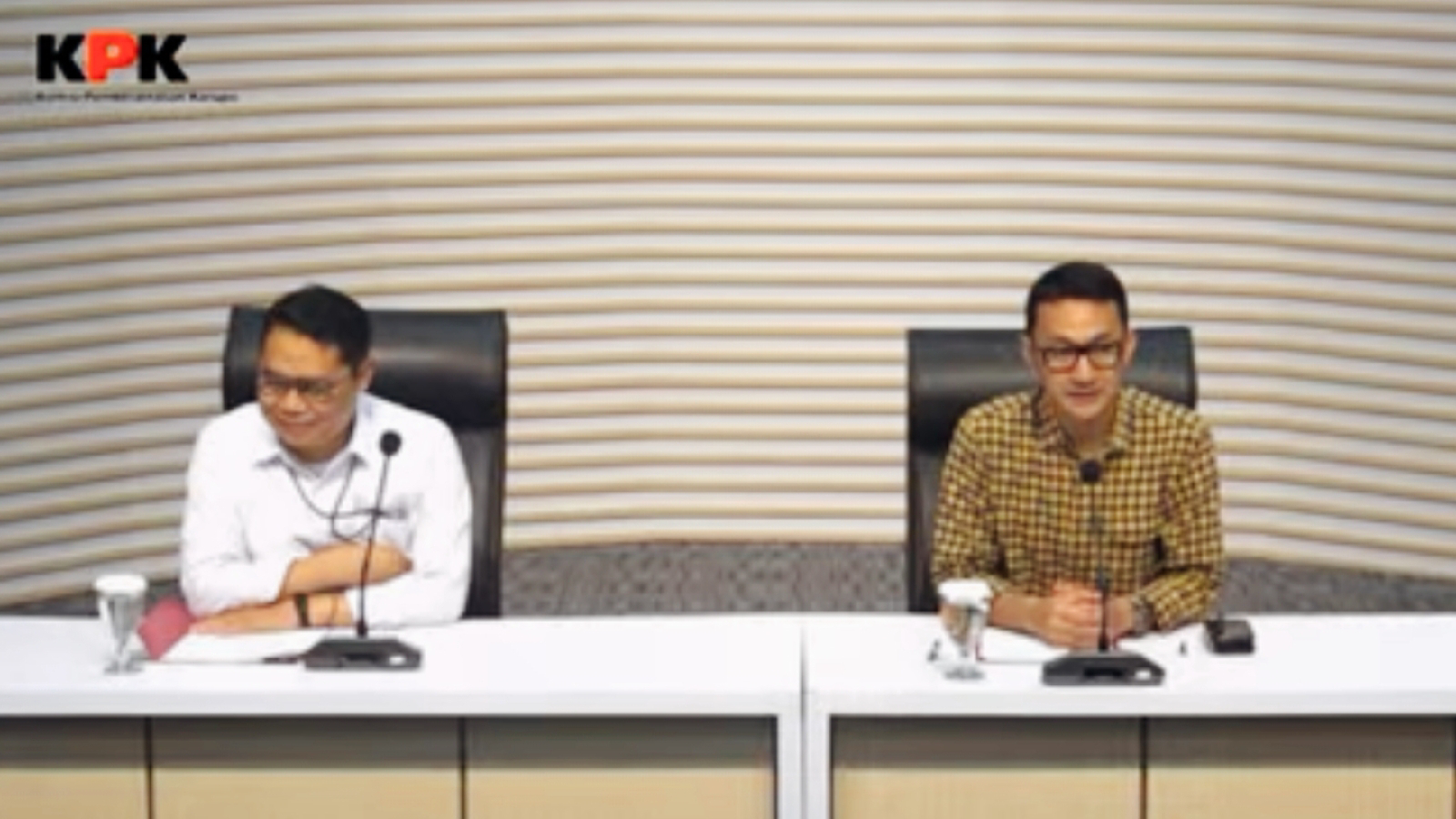 Konoha... CSR untuk Rakyat, Mengalir ke DPR dan Berubah Jadi Properti Mewah?