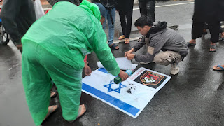 api-islam-gelar-aksi-boikot-produk-zionist-israel--bubarkan-laskar-manguni