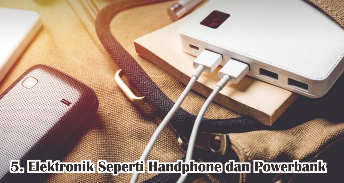  7 Benda Wajib Yang Harus Kamu Bawa Saat Traveling !