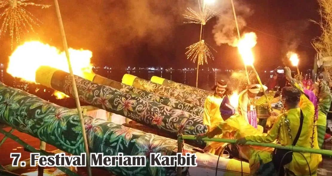  Ternyata Begini Tradisi Lebaran Unik di Indonesia !