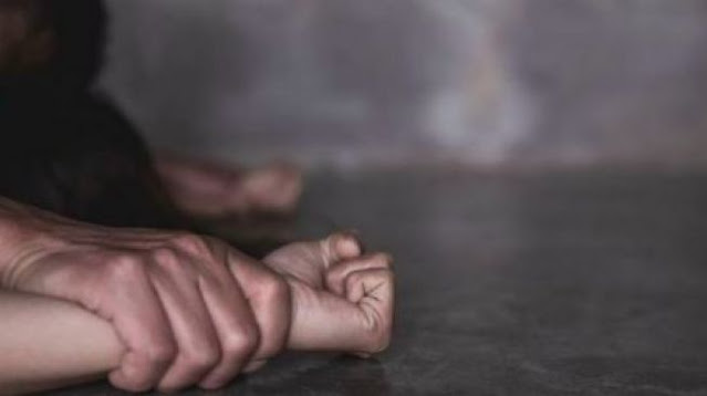 DI duga Memerkosa Anak Tirinya Seorang Bapak Di Hakimi Warga Setempat