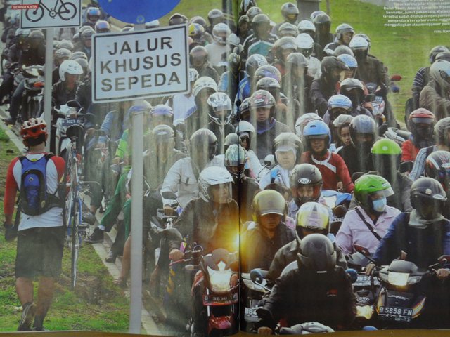 KEBIASAAN-KEBIASAAN BURUK PENGGUNA JALAN DI INDONESIA