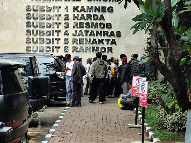 Lokataru Kritik Kekerasan Polisi terhadap Massa Demo 25 Agustus