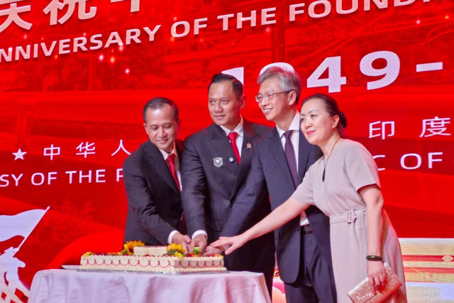 Kedubes China Rayakan 76 Tahun Berdirinya Negara, Dihadiri AHY & Mochtar Riady
