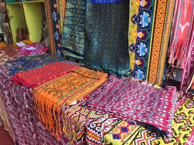 &#91;Coc Reg. KalBar&#93; Souvenir Khas Kalimantan Barat