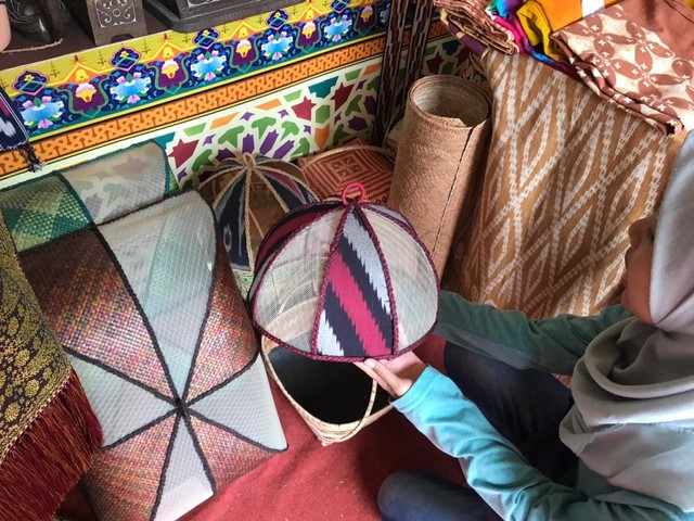 &#91;Coc Reg. KalBar&#93; Souvenir Khas Kalimantan Barat