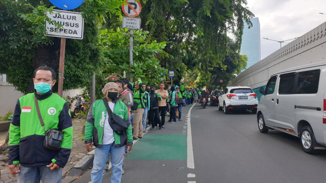 Anies Buka Peluang Ojol Bisa Angkut Penumpang Saat PSBB di Jakarta
