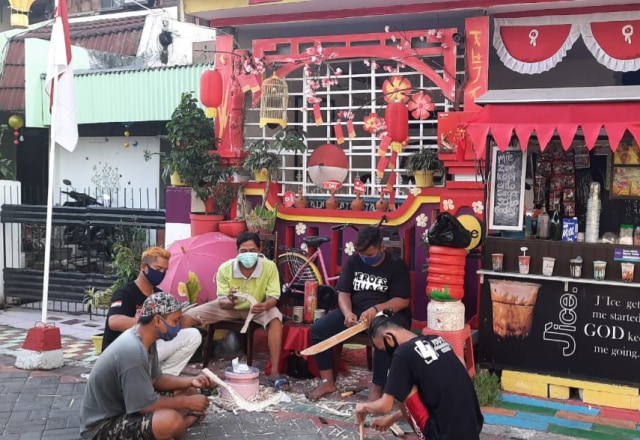 Sambut 17an, Warga Mulyorejo 'Sulap' Kampung dengan Nuansa Wuhan
